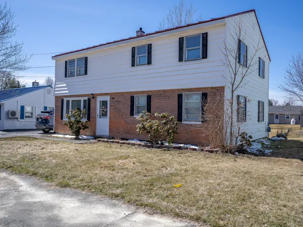 60 Jowett Street, Bangor, ME 04401
