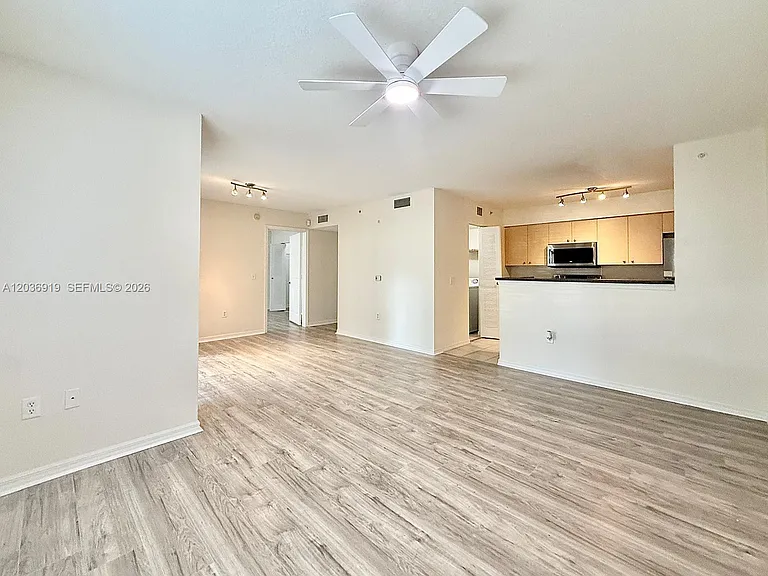 4241 San Marino Blvd #103 — Photo 2