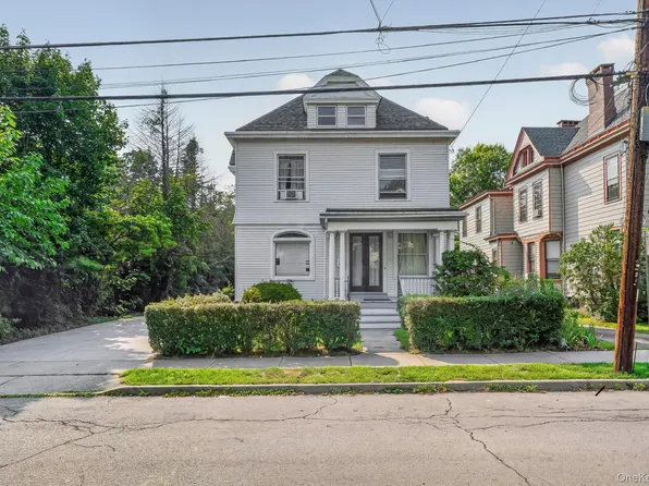 11 Balding Avenue, Poughkeepsie, NY 12601
