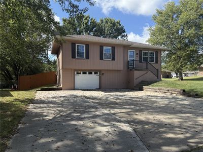 1504 Hawthorne Cir, Pleasant Hill, MO, 64080