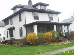 301 N 3rd St, Watseka, IL 60970