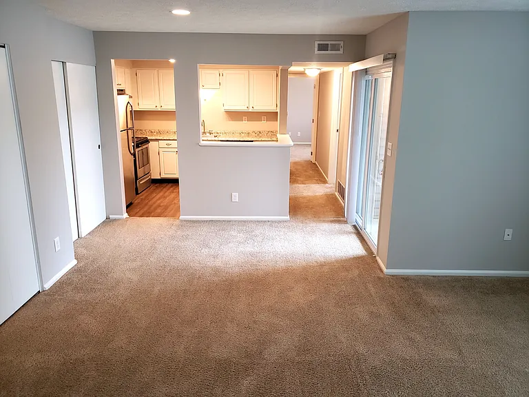 Harbour Club Apartments — Photo 48