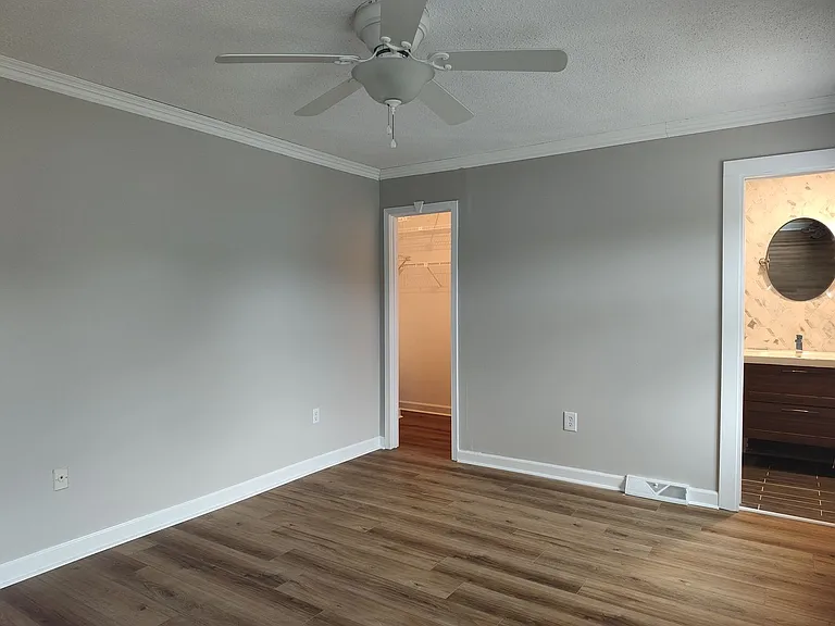 7413 Doves Nest Cir — Photo 26