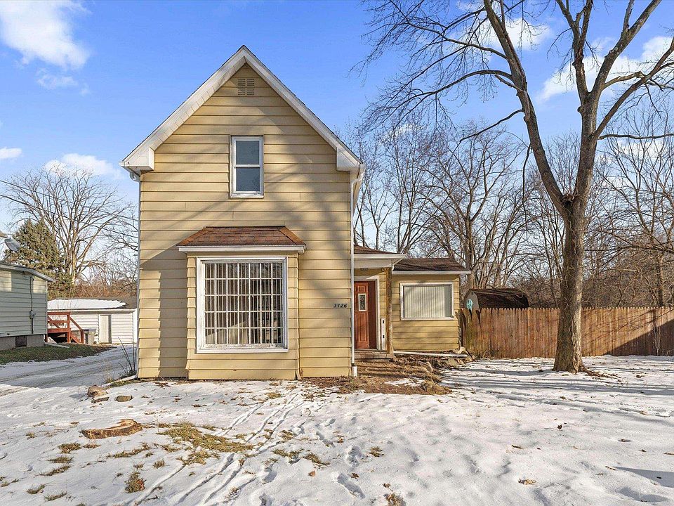 1st image of 1126 Willowdale Ave