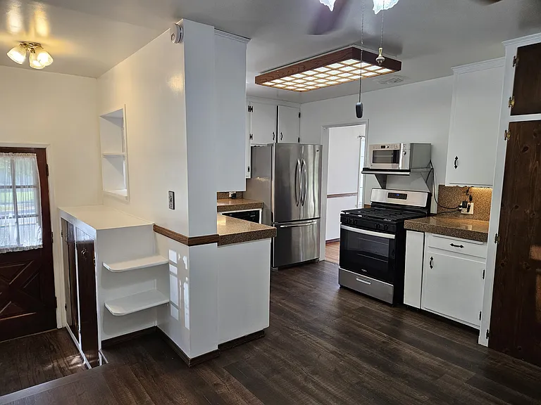 504 E Dalton Ave — Photo 8