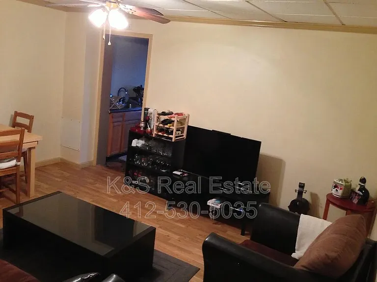 4243 Gladstone St #1 — Photo 2