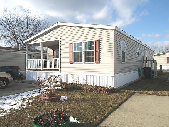 2nd image of 3336 Diana Ave