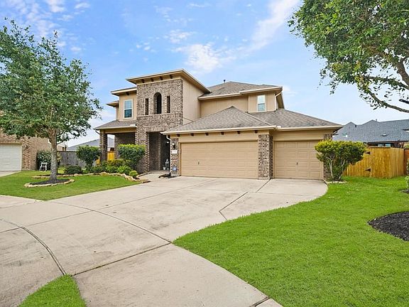 2nd image of 27702 Ashbrook Falls Ct