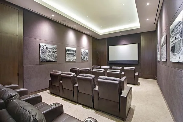 Rented by BLU Real Estate | media 34