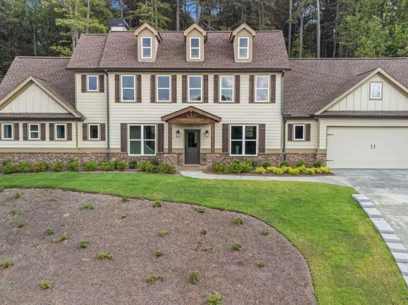 54 Lake Overlook Dr, White, GA 30184
