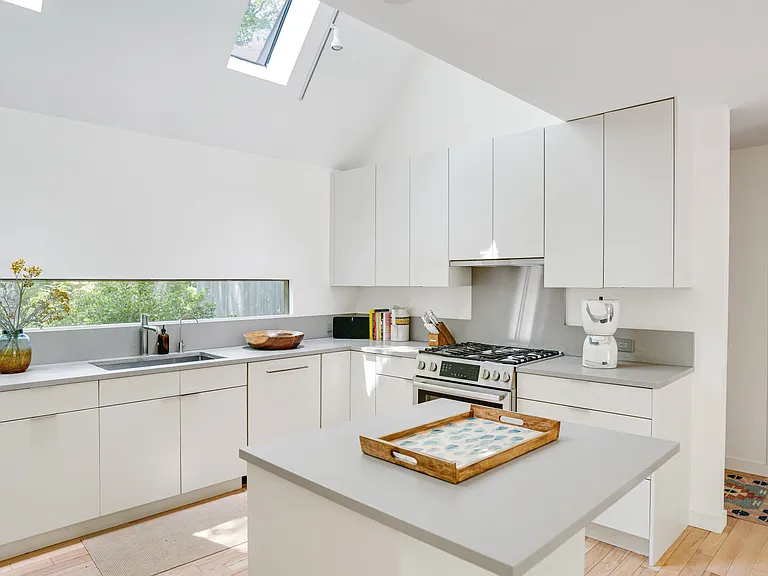 157 Talmage Farm Ln — Photo 14