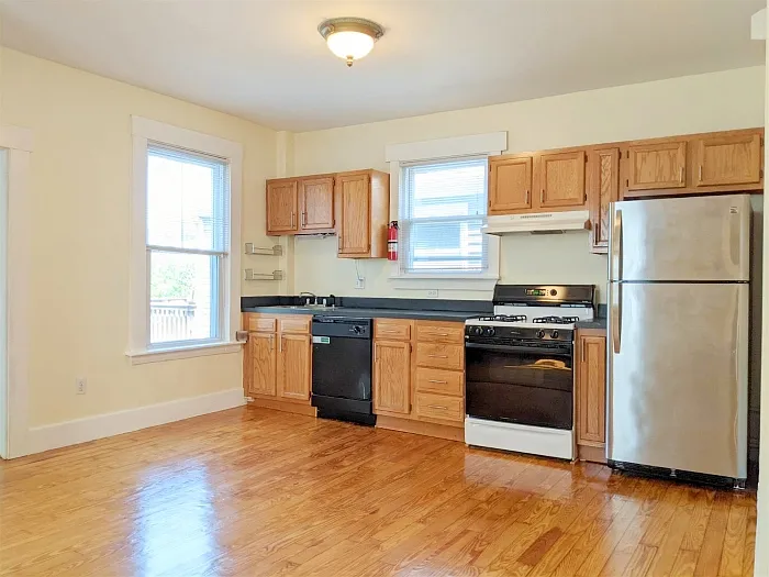 397 Washington St #3 — Photo 16