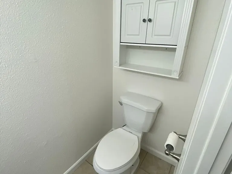 2212 Pine St — Photo 46