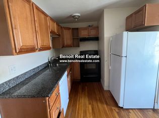 51 Concord Ave #2F, Belmont, MA 02478