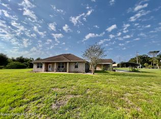 2205 N Singleton Ave, Mims, FL 32754
