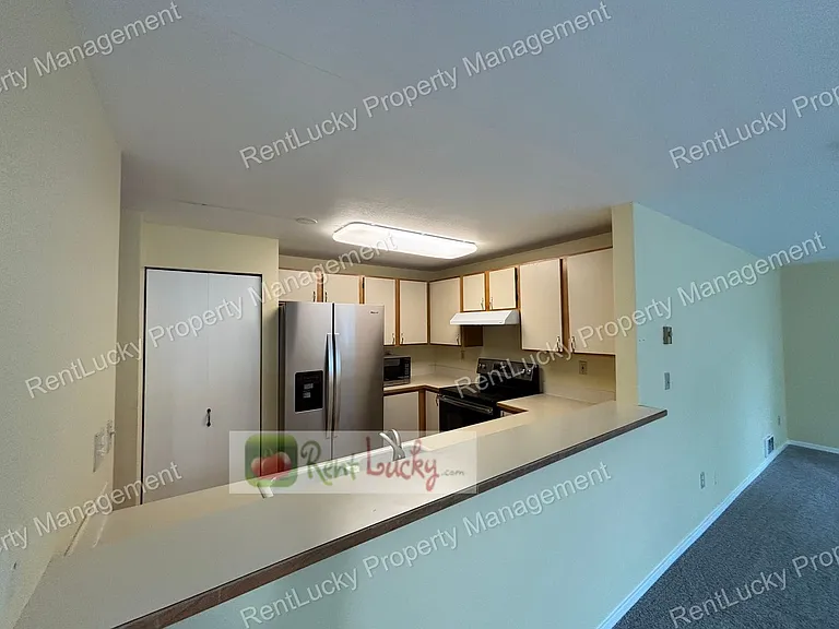 424 102nd Ave SE #202 — Photo 9