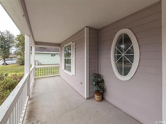 Front porch area