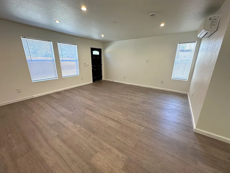101A South St #101A — Photo 2