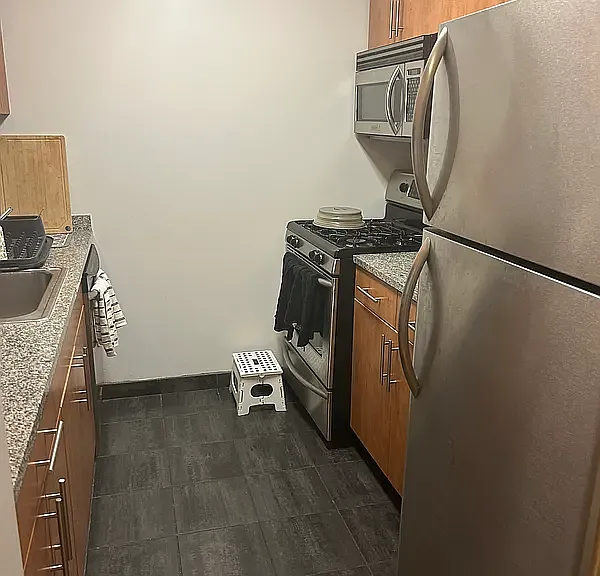 92 William St #16Q — Photo 8