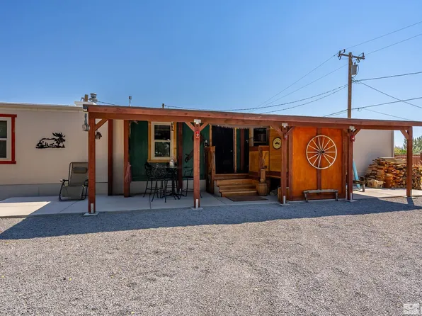 1745 Donner Trl, Silver Springs, NV 89429