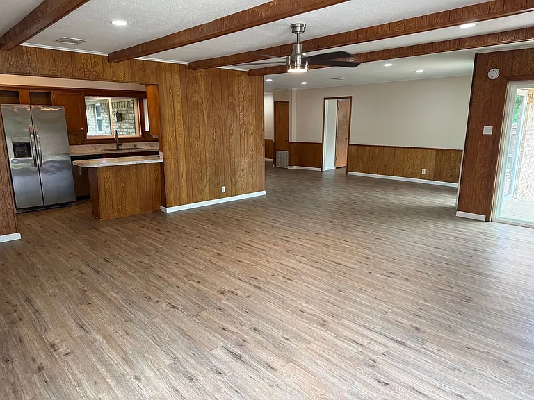 216 Randy Dr — Photo 6