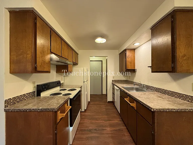 1411 SE 130th Ave — Photo 9