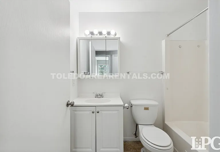 6020 Secor Rd #1 — Photo 7
