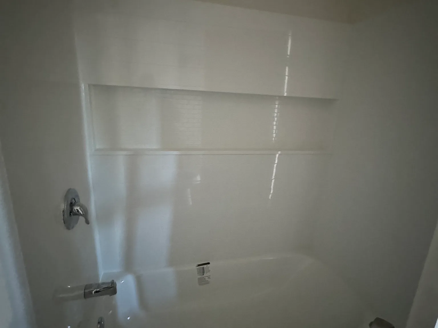 nice 2bed/1 bath new unit — Photo 4