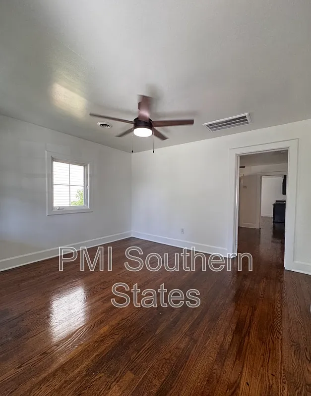 2 bed, 1.0 bath, 756 sqft, $1,100 — Photo 4