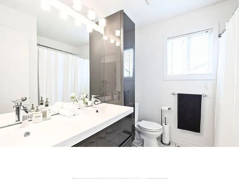 1595 Benjamin Dr — Photo 16