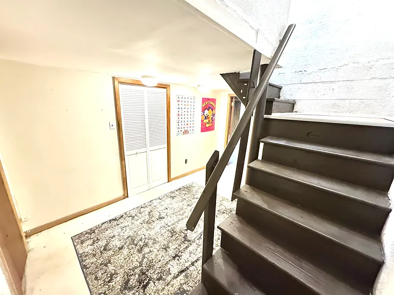 8560 Castor Ave — Photo 17