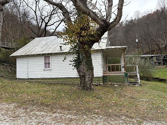 2nd image of 53 Hill Br