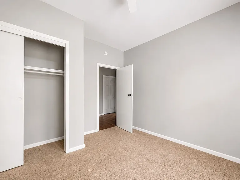 227 E Northwood Ave — Photo 23