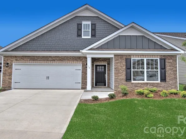 611 River Bottom Rd, Fletcher, NC 28792