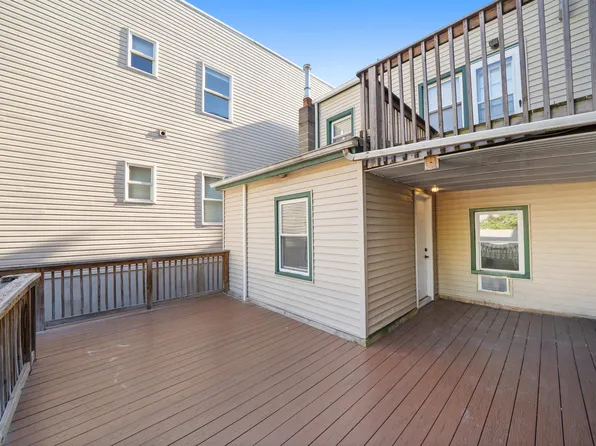 211 New York Avenue image 24 of 37