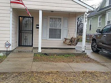 893 Polk Ave — Photo 1