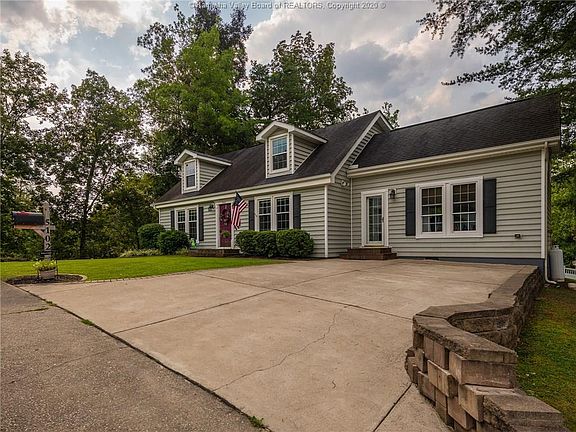 2nd image of 5102 Marie Ln