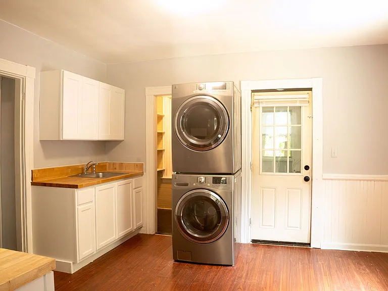 9 Terrace Pl #11 — Photo 3