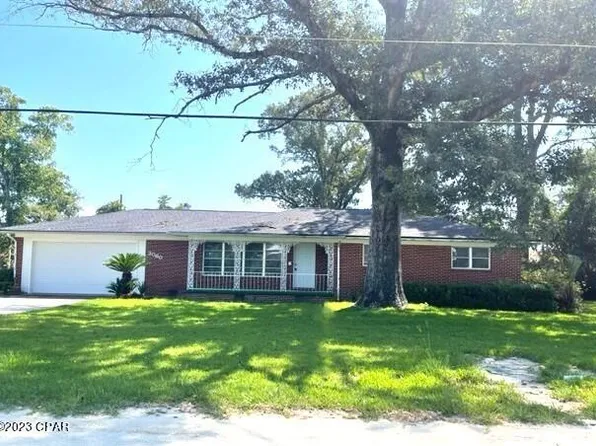 3060 4th St, Marianna, FL 32446