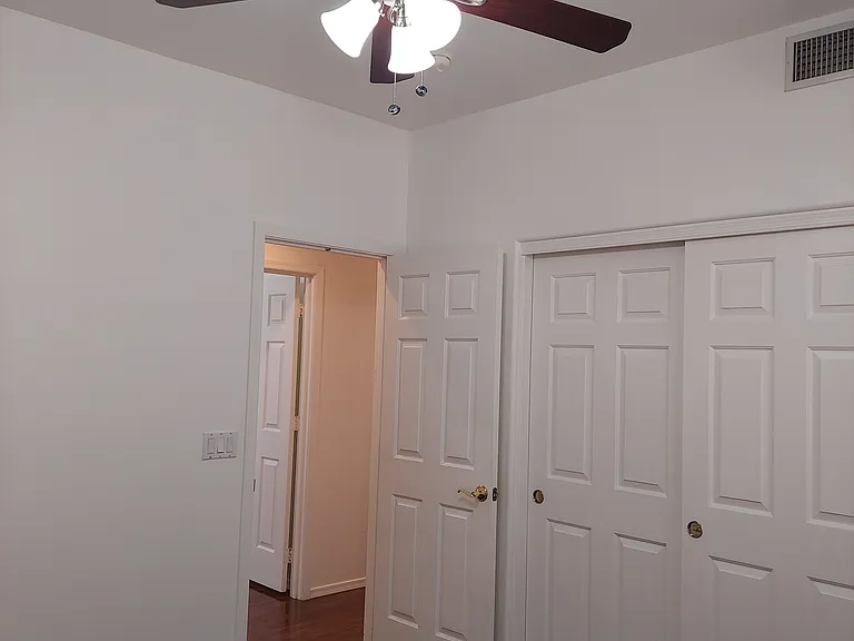 1510 W Saragosa St — Photo 16