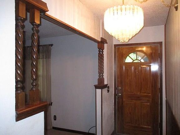 3rd image of 501 N Parkview St