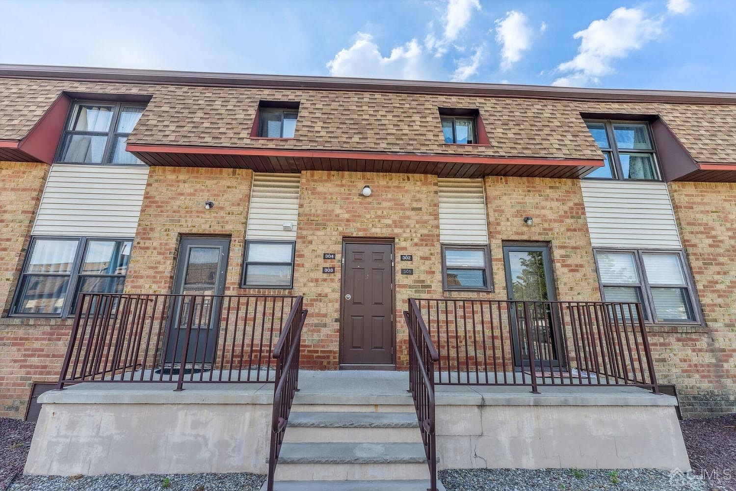 302 N Oaks Blvd, North Brunswick, NJ 08902 | Zillow