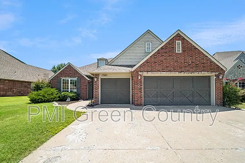 7305 E Indianola St Photo 1