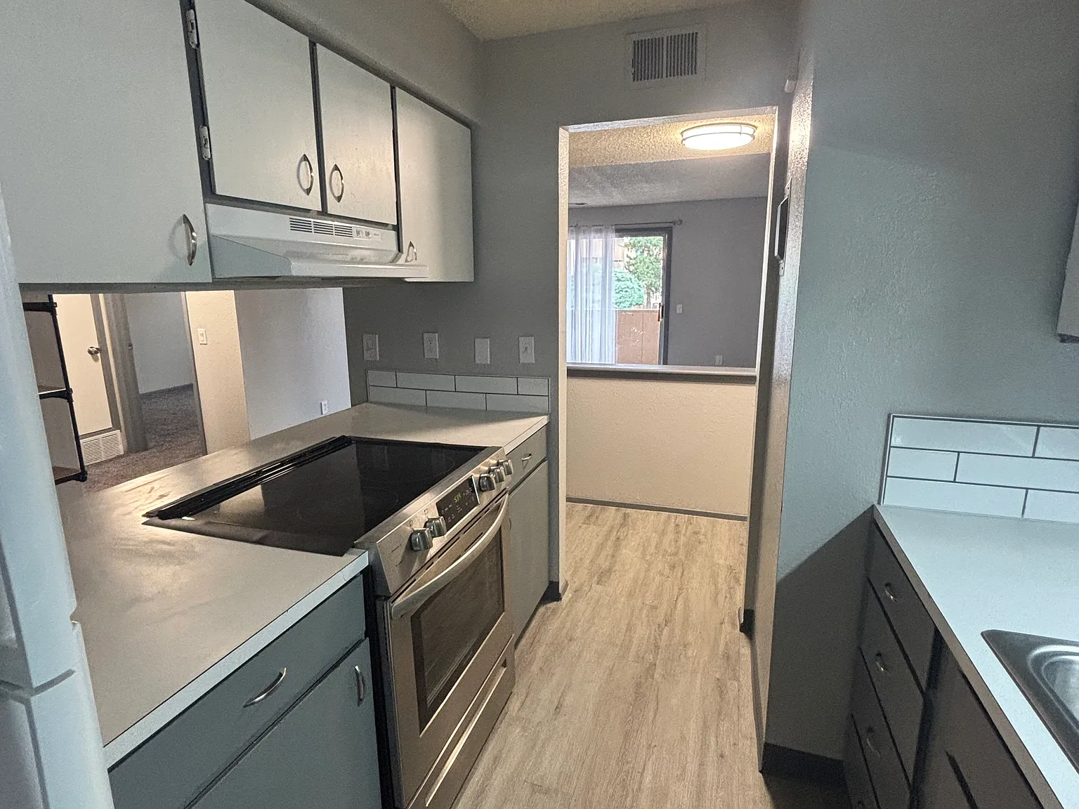 3845 Montgomery Blvd NE — Photo 1