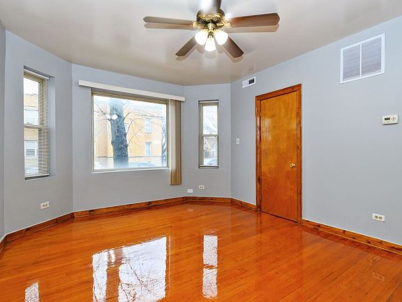 4th image of 4737-43 W 65th St #4739-1