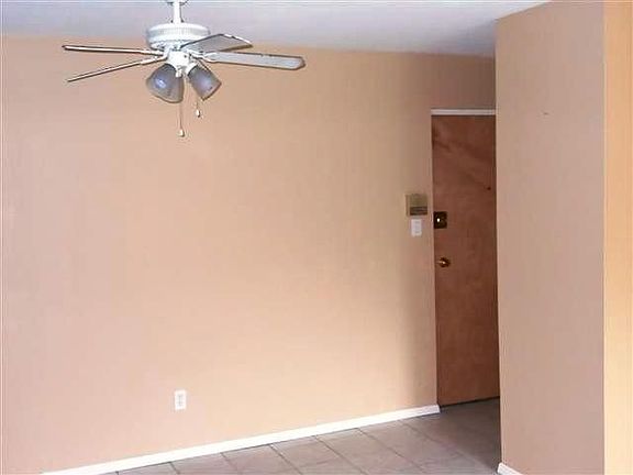 4th image of 23855 David Dr Unit 111