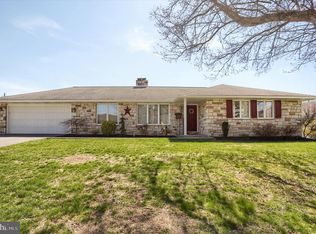 162 Oak Dr, Thompsontown, PA