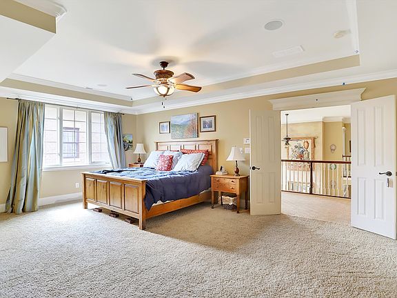 4th image of 7607 W Stonegate Dr