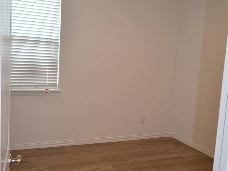 7924 Lindheimer Ln — Photo 34