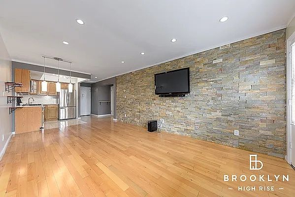 1st image of 15323 78th St #27B